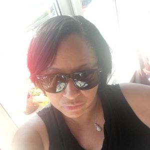 Meet your Posher, Stacie